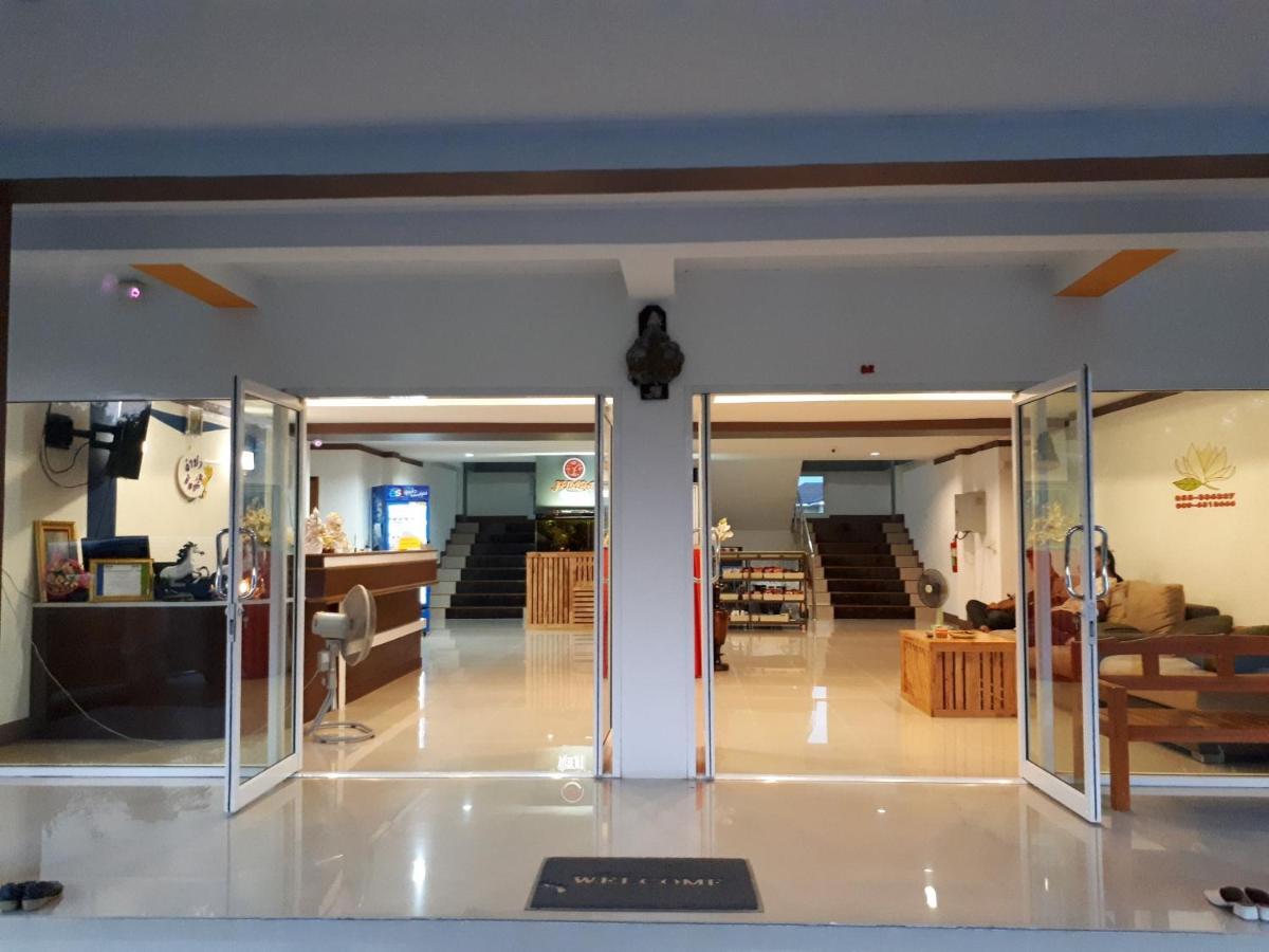 Jumpa Resort Hotel Phitsanulok Exterior photo